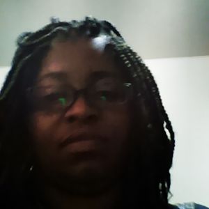 Meet your Posher, Devona